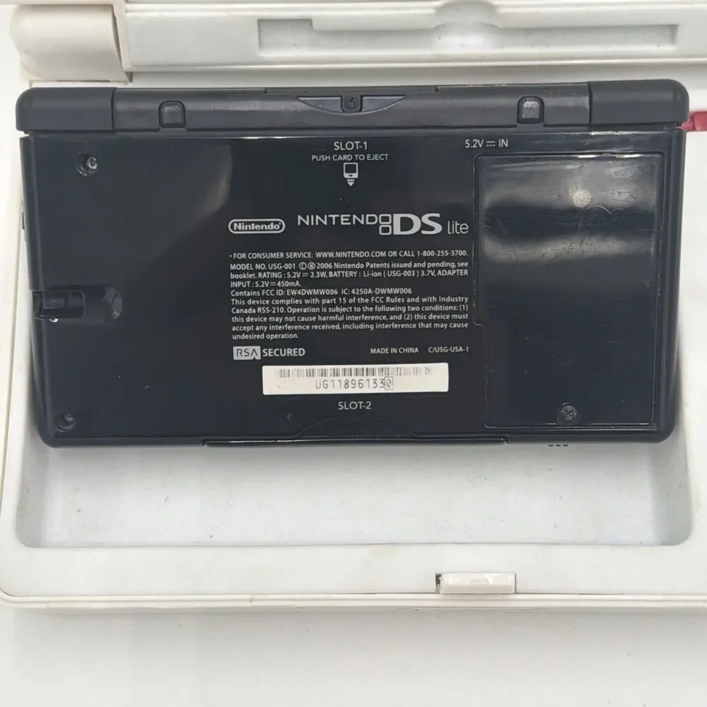 Black Nintendo DS Lite Game Boy Hard Case 5 Game Lot Bundle Tested